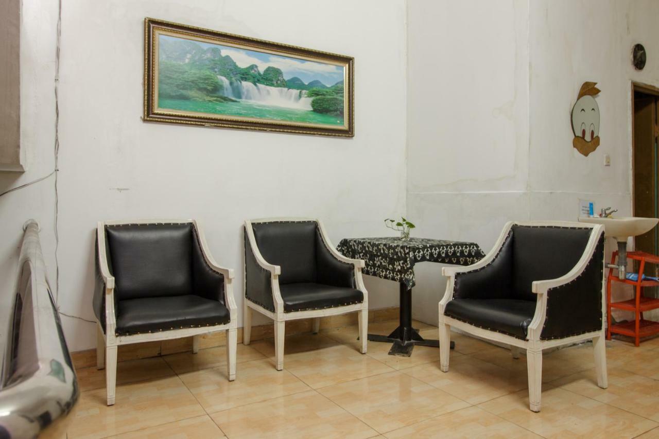 Reddoorz Syariah At Taman Bendungan Asahan Jakarta Exterior photo